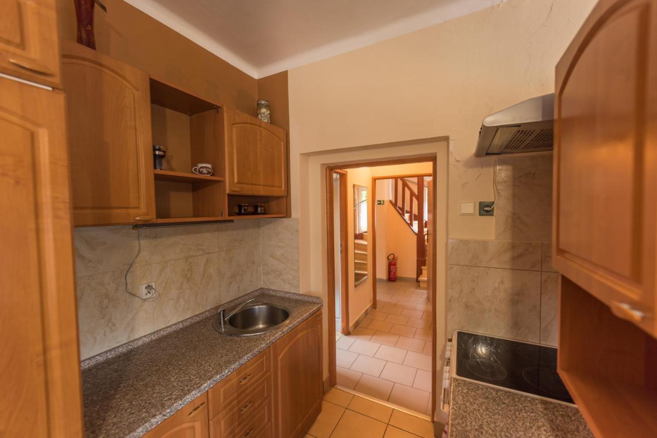 Apartmany Korenov Ngoại thất bức ảnh